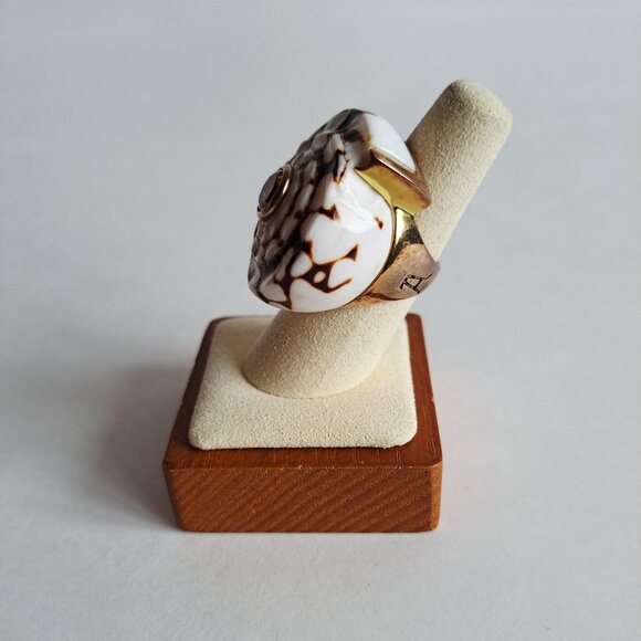 New Angelique de Paris Seashell Gold Plated Ring with yellow Stone Size 7 - Picture 7 of 13